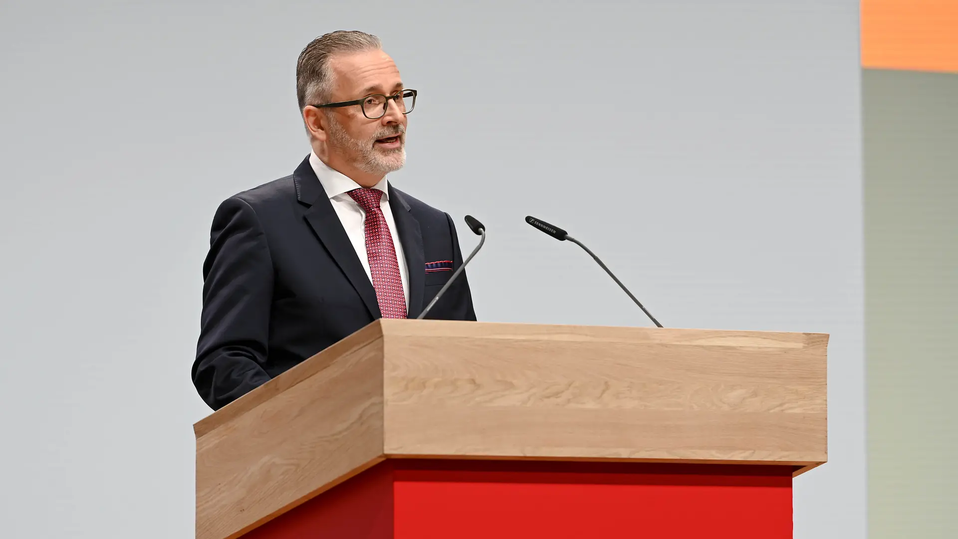 
Henkel CEO Carsten Knobel