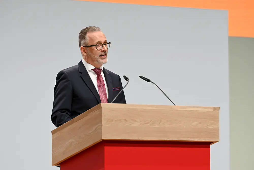 
Henkel CEO Carsten Knobel