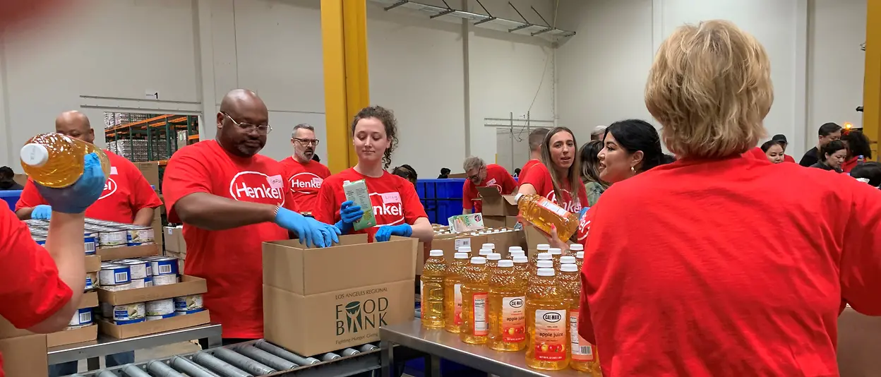 Grady at the LA Foodbank