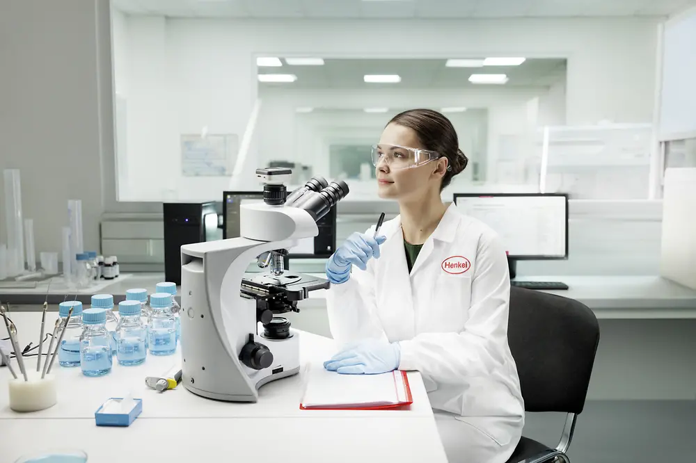 Henkel invites female researchers in hair care or related fields to apply for the 2025 Martha Schwarzkopf Award for Women in Science