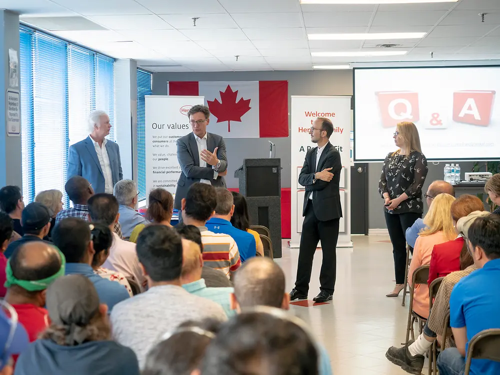 Steve Miller, Sales President, Jempak, Bruno Piacenza, Stephan Fuesti-Molnar, and Heather DiChiara answer employee Q&As at JemPak’s Concord manufacturing site.